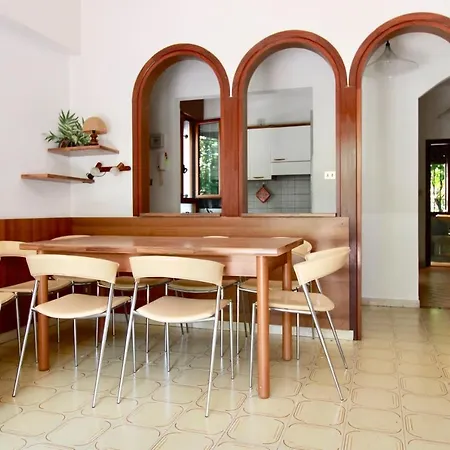 Appartement Con Giardino E Posto Auto Jesolo